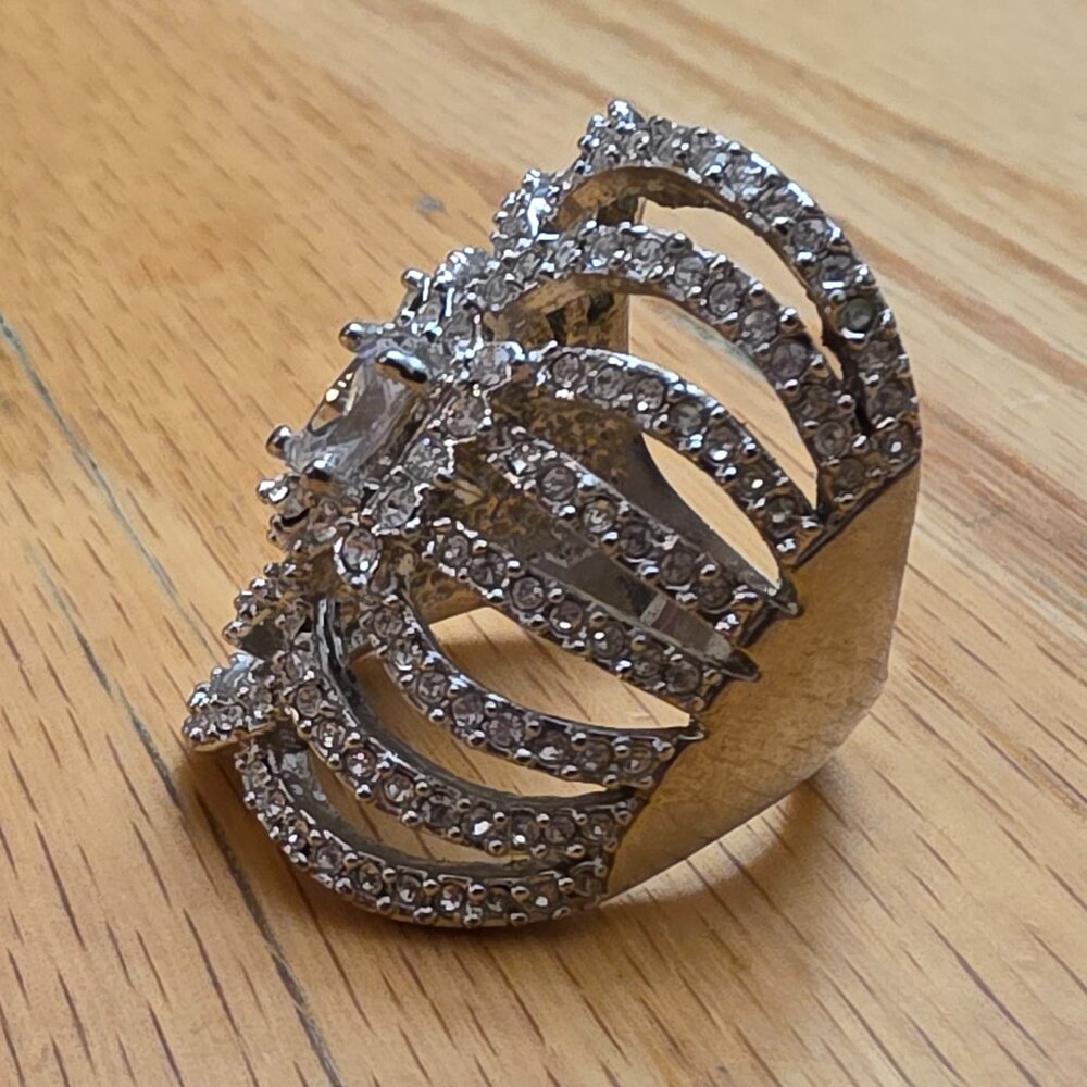 Claire's Multi-Stone Rhinestone Ring Size 10 - Picture 16 of 16